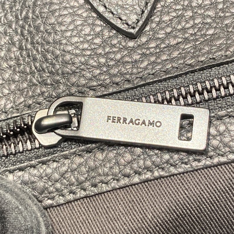 SALVATORE FERRAGAMO 菲拉格慕 牛皮 手提袋 側背 黑色-18