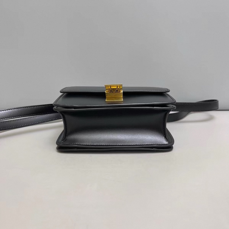 Celine賽琳 Classic Box小號黑金全皮豆腐包-3