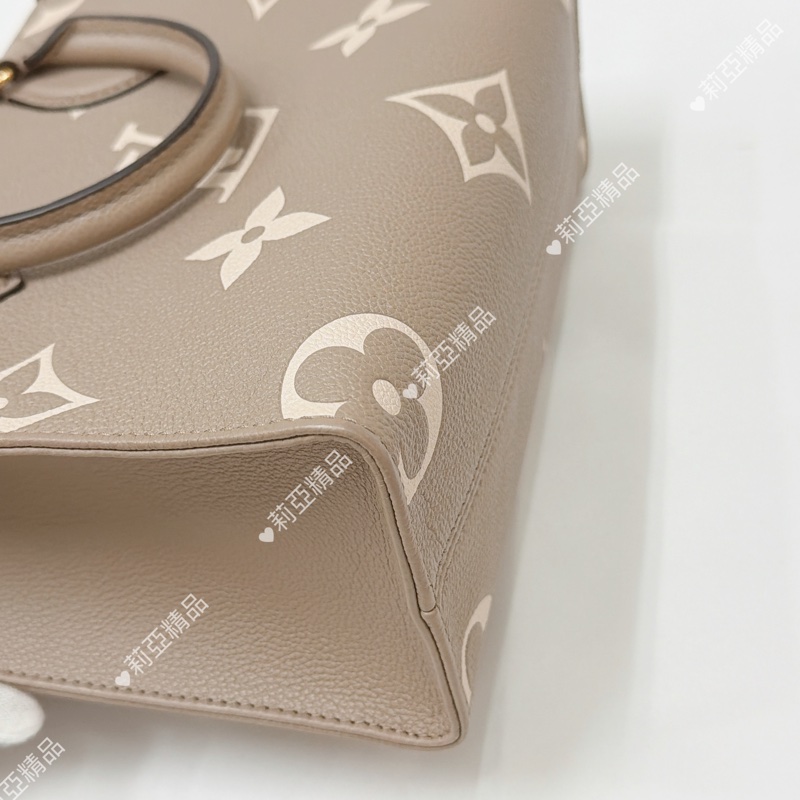 莉亞精品♡Lv On-The-Go pm大象灰 未使用美包-10