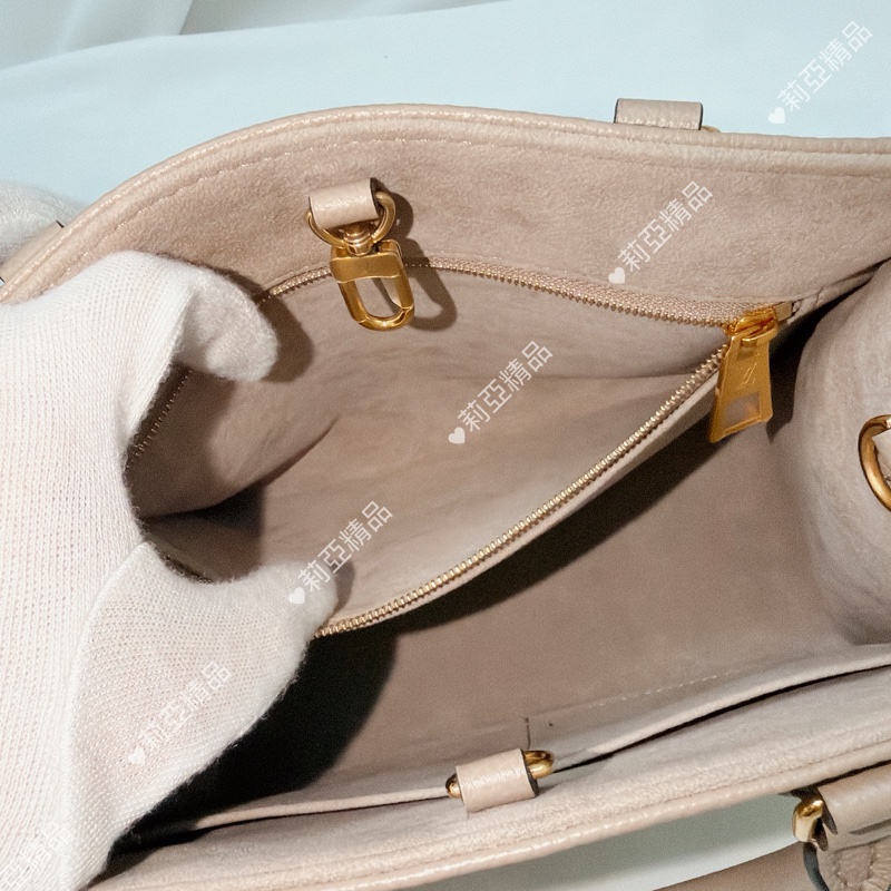 莉亞精品♡Lv On-The-Go pm大象灰 未使用美包-14