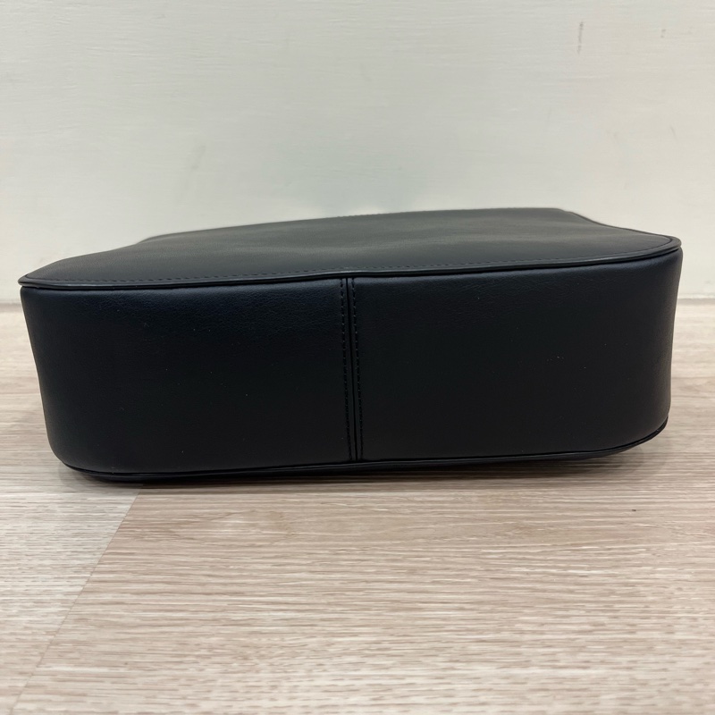 COACH 蛇紋提把牛皮旋鈕翻蓋手提/斜背二用包-黑色-7