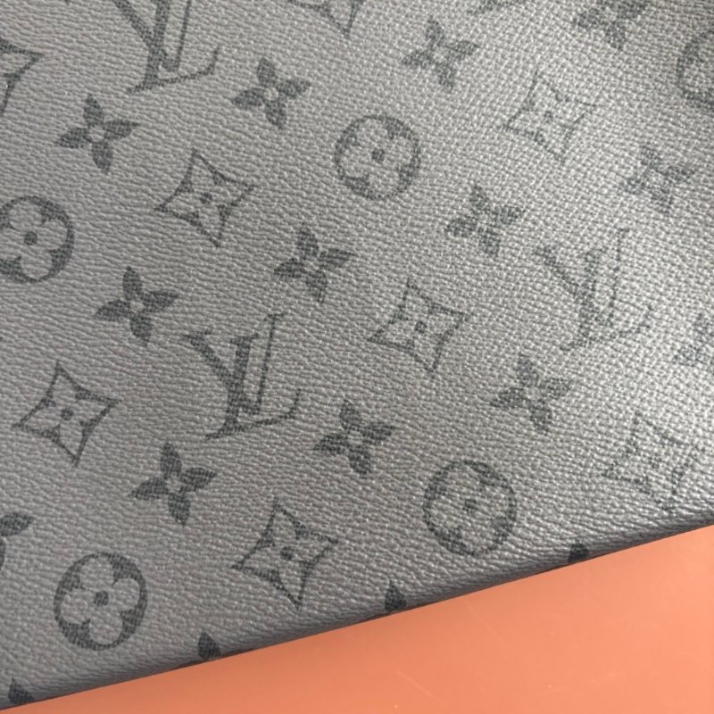 ::LOUIS VUITTON:: LV M69535 灰黑帆布手拿包 Pochette Voyage MM Monogram Eclipse-5