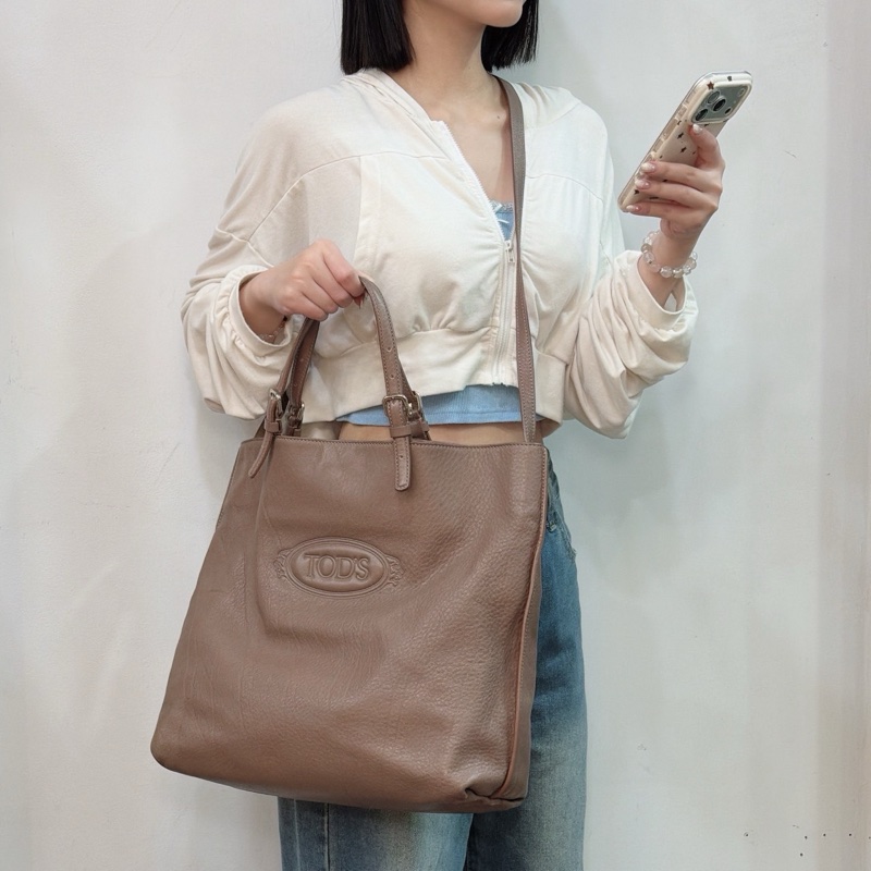 莉亞精品♡ Tod’s 牛皮藕紫手提肩背包 二手美包-1
