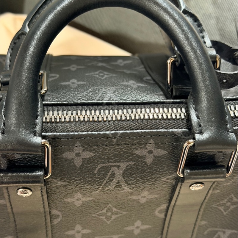 Louis Vuitton LV 黑武士 Keepall35-12