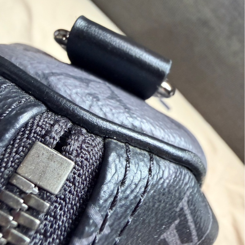 Louis Vuitton LV 黑武士 Keepall35-19