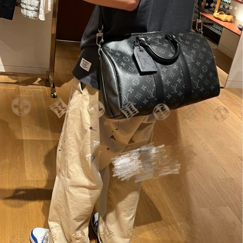 Louis Vuitton LV 黑武士 Keepall35-25