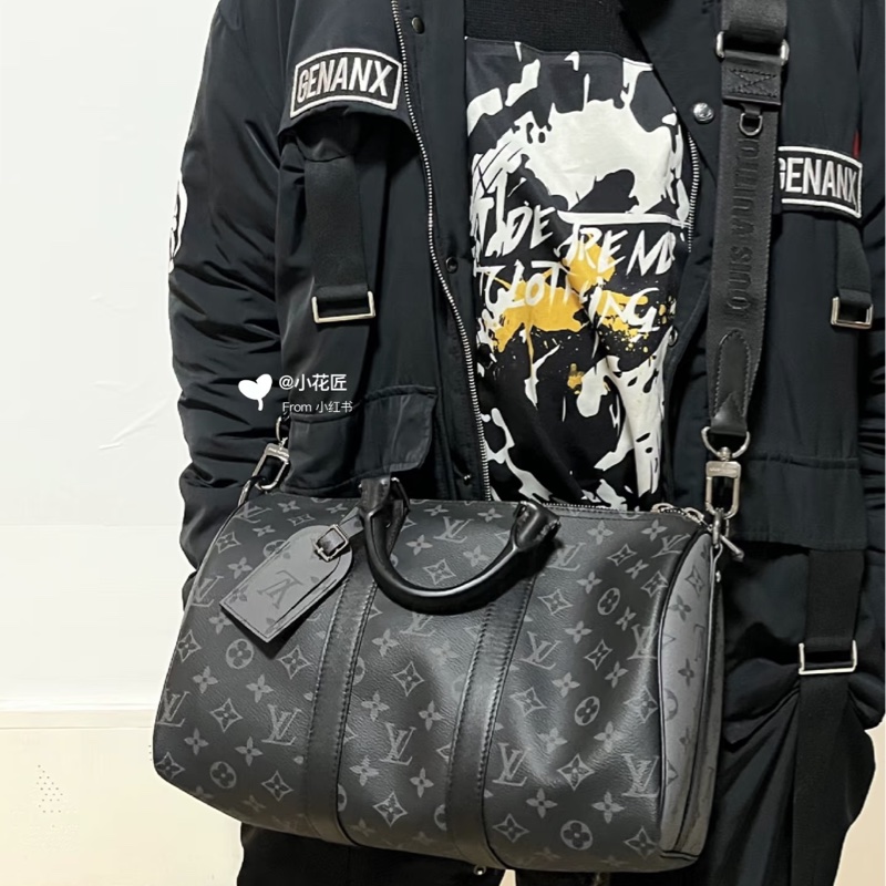 Louis Vuitton LV 黑武士 Keepall35-51