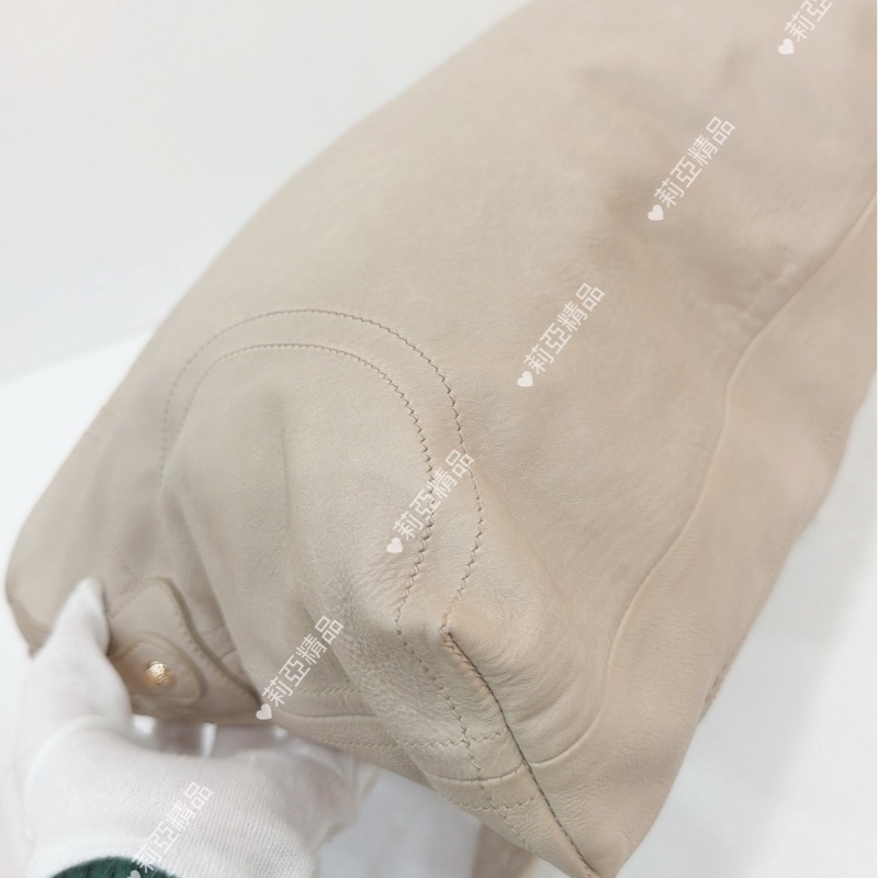 莉亞精品♡ Tod’s 奶灰多層拉鏈包 二手美包-6