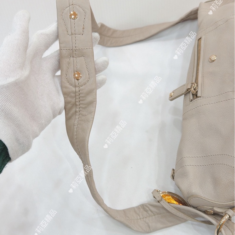 莉亞精品♡ Tod’s 奶灰多層拉鏈包 二手美包-11