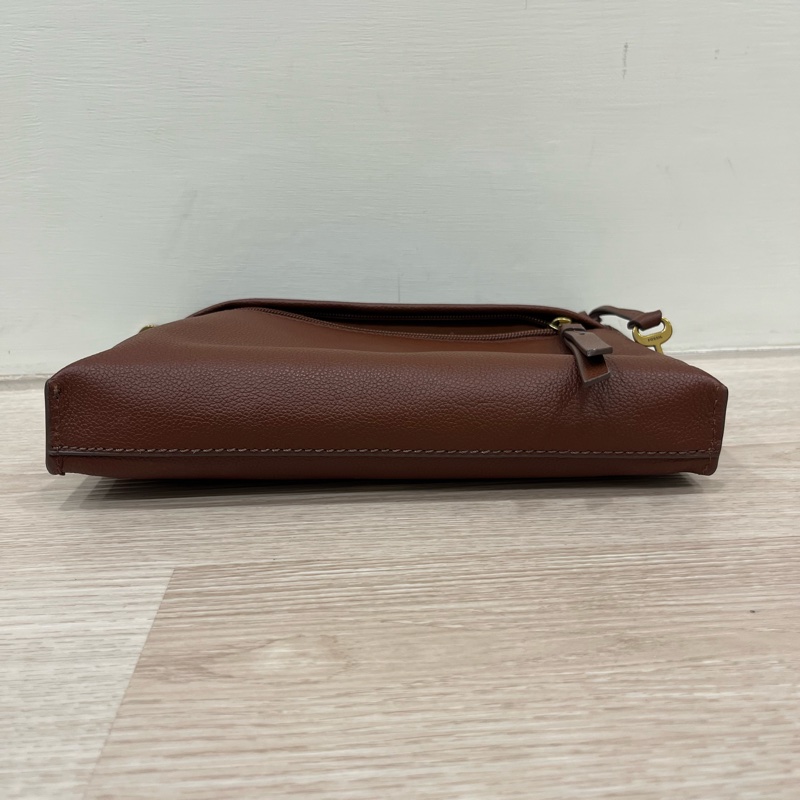 Fossil Kiera Small Crossbody 真皮斜背包-8