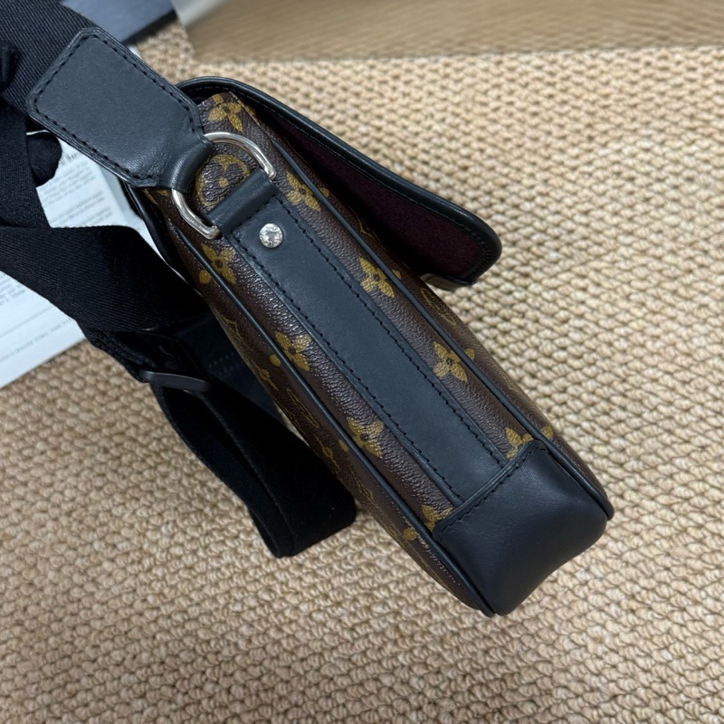 路易威登/Louis Vuitton  經典老花翻蓋郵差斜挎  男女適用 09年編碼-3