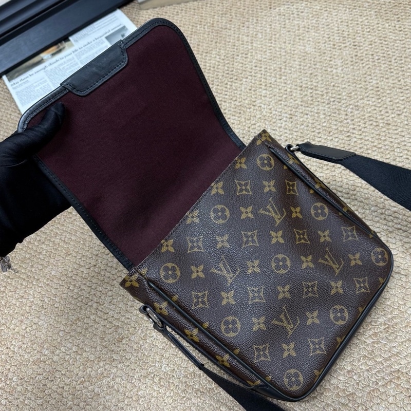 路易威登/Louis Vuitton  經典老花翻蓋郵差斜挎  男女適用 09年編碼-6