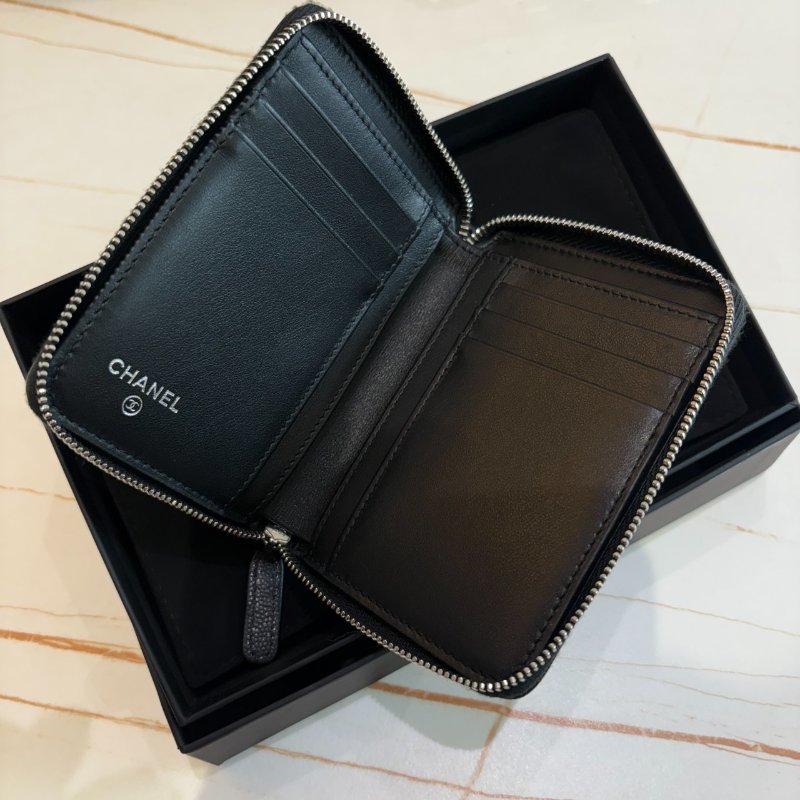 *SHIHNA名牌精品* CHANEL 黑銀 荔枝雙C星星水鑽 拉鏈錢包-3