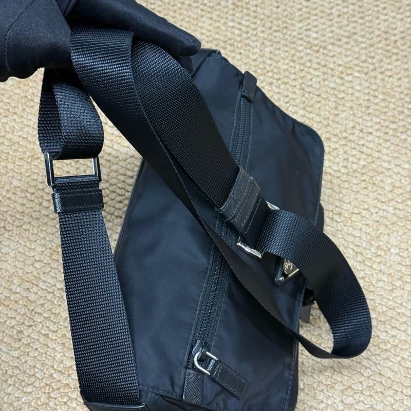 普拉達/Prada黑銀尼龍郵差斜挎 🈚附件-2