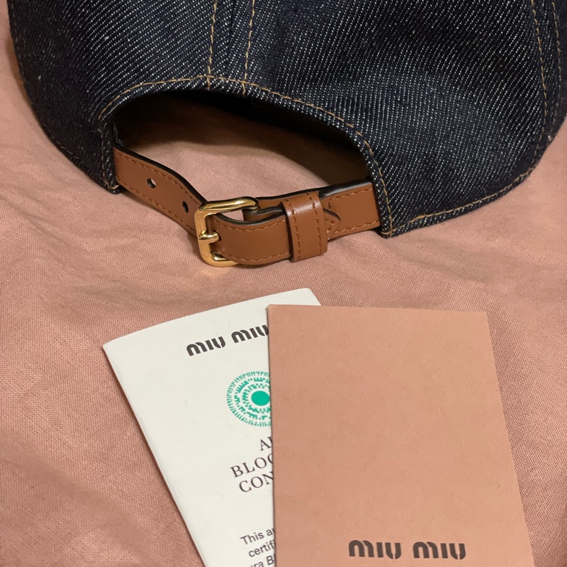 Miu miu牛仔鴨舌帽-2