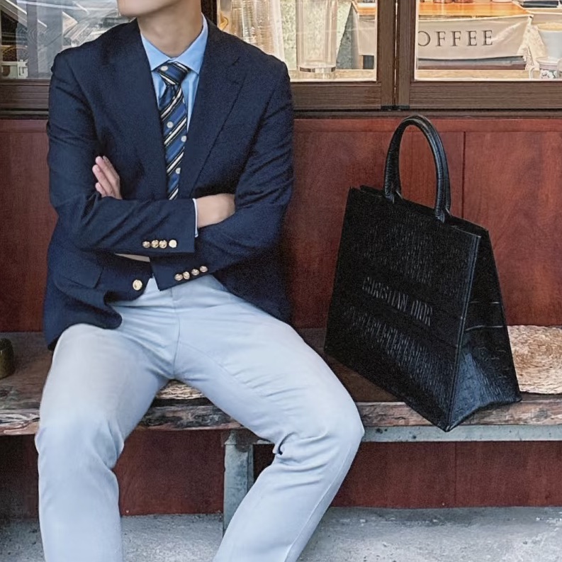 DIOR低調奢華專櫃13W+ 迪奧黑色全皮浮雕立體壓紋托特-8