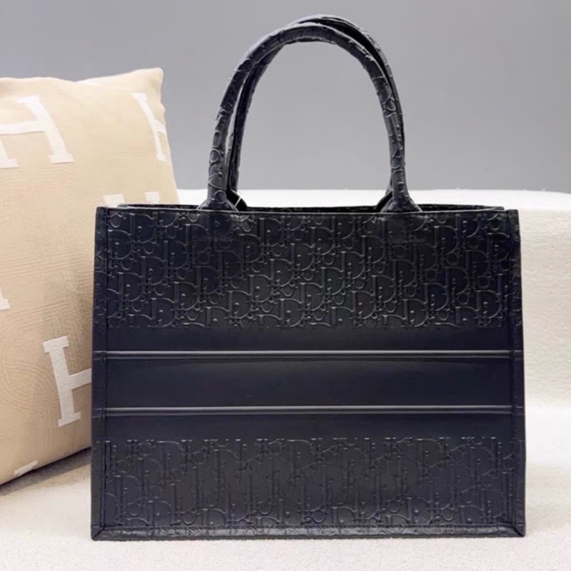 DIOR低調奢華專櫃13W+ 迪奧黑色全皮浮雕立體壓紋托特-11