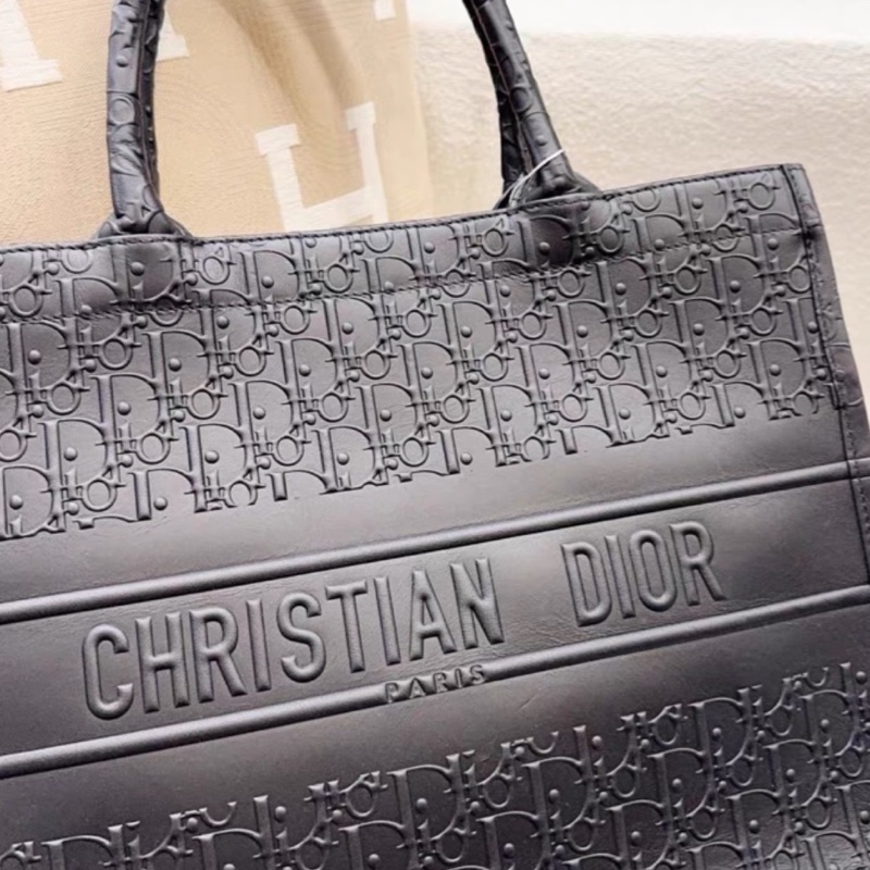 DIOR低調奢華專櫃13W+ 迪奧黑色全皮浮雕立體壓紋托特-12
