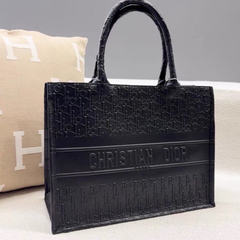DIOR低調奢華專櫃13W+ 迪奧黑色全皮浮雕立體壓紋托特-15