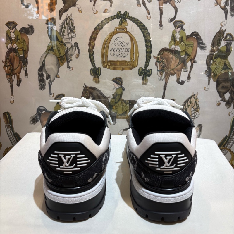 lv trainer 新款黑白牛仔胖丁  8.5/42.5碼  99新-6