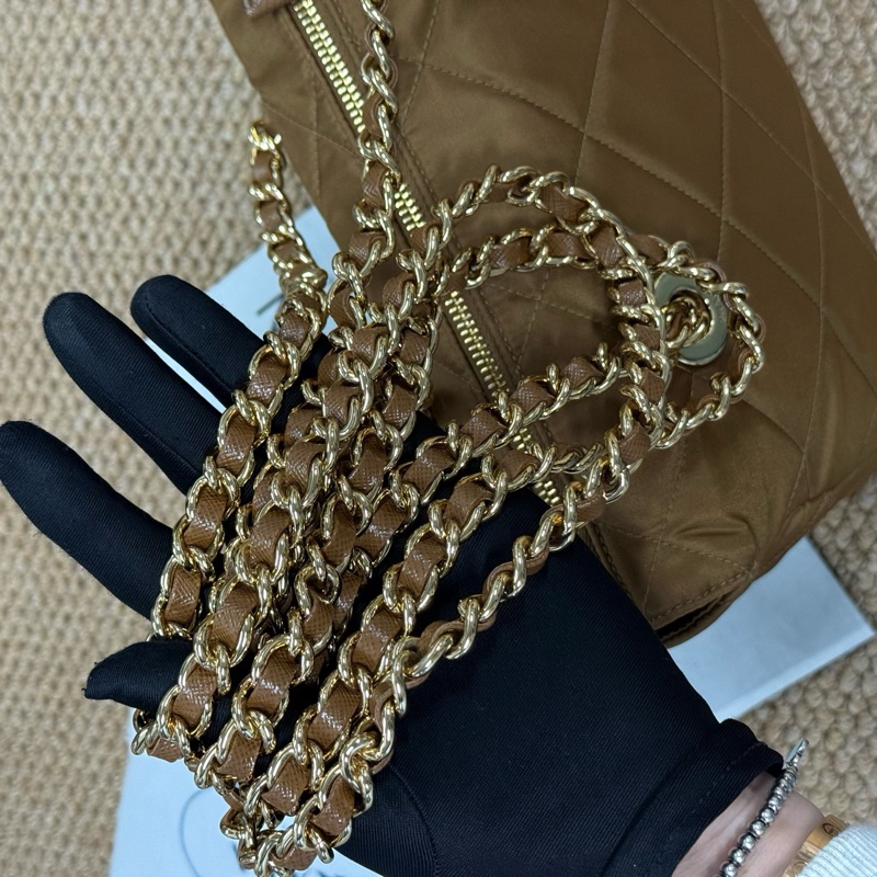 普拉達/PRADA新款焦糖色尼龍單肩 配件塵袋 掛飾 附件：塵袋-3