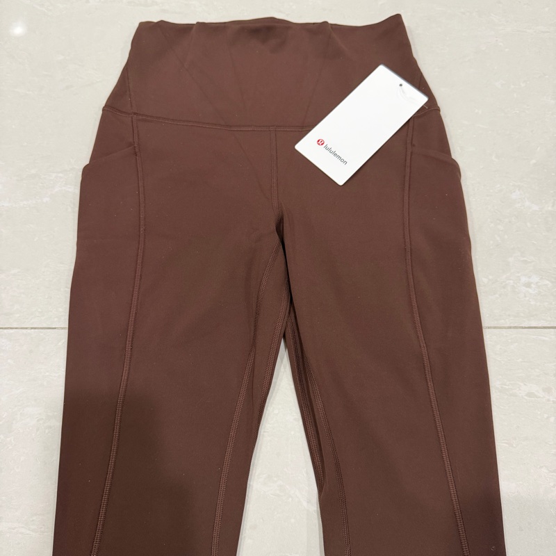 Lululemon Align™高腰七分褲 側有口袋23英寸（6號）-0