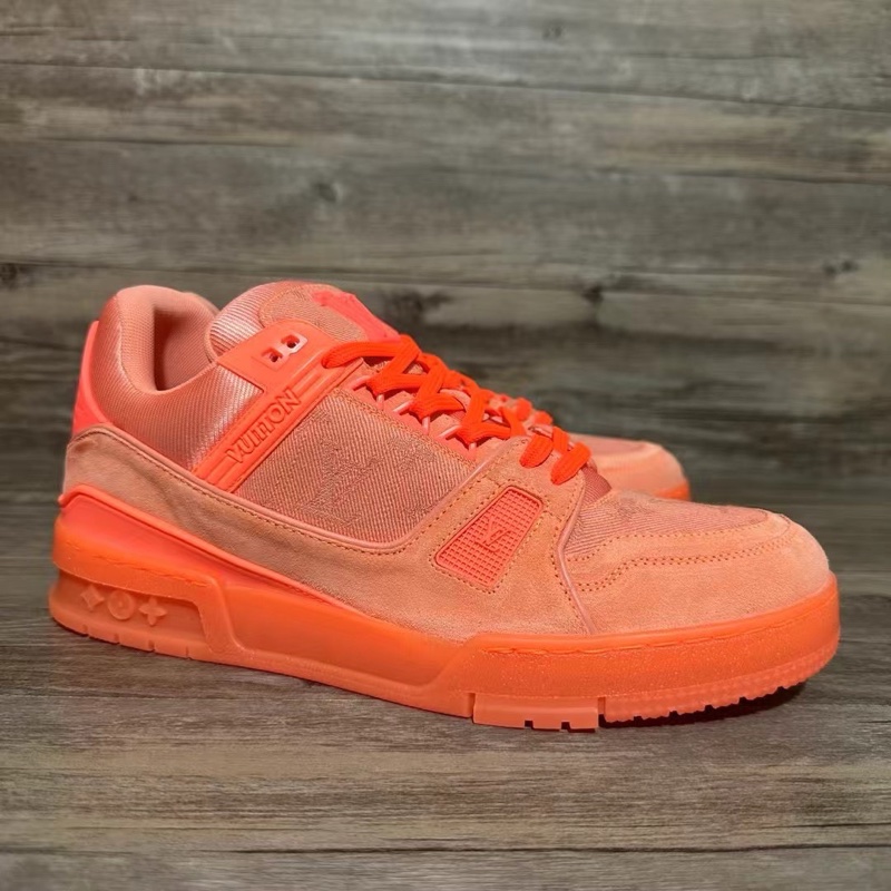 閒置新未使用 LV路易威登 trainer 橙色 滿印老花41.5碼-1