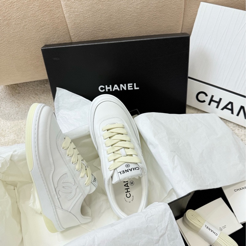 香奈兒Chanel經典小白鞋尺碼 36.5碼，99新 帶盒-4