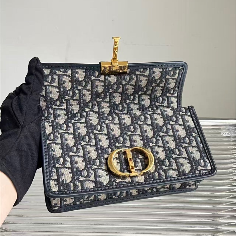 Dior/迪奧 Montaigne蒙田30小號 老花織物➕金色CD扣 鏈條肩帶， 尺寸：21.5*6*12cm-3