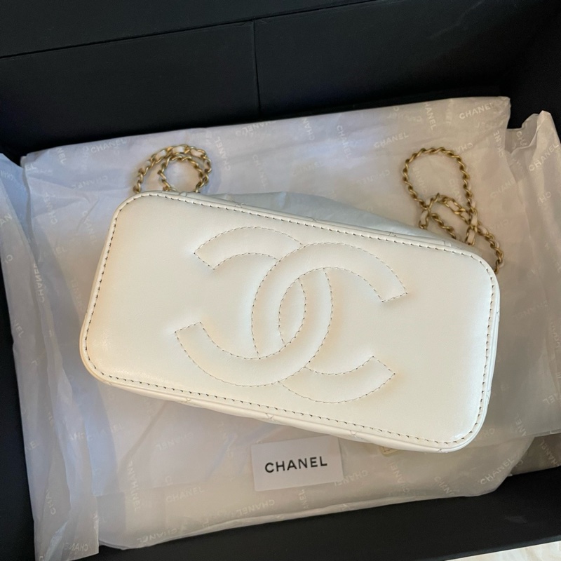 99新 24C Chanel 香奈兒白色雙金珠可調節菱格紋設計皮穿鏈 小牛皮 化妝包盒子-3