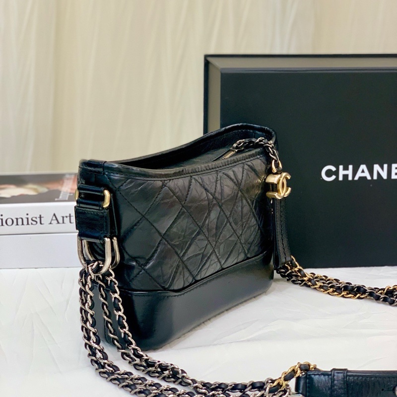 🌷保卡款！ Chanel 香奈兒 Gabrielle 流浪包 黑金牛皮 小號-2