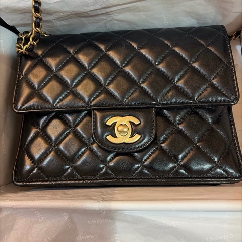 ❤️我不喜歡撞包 那就失去擁有的意義❤️全新Chanel 晚宴包 台灣唯二!我不喜歡撞包 也不知對方是不是高仿