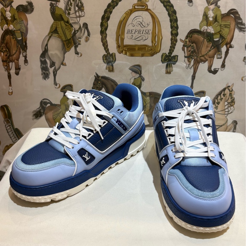 LV Trainer 漸變藍 胖丁 尺碼8.5/42.5碼  98新-0