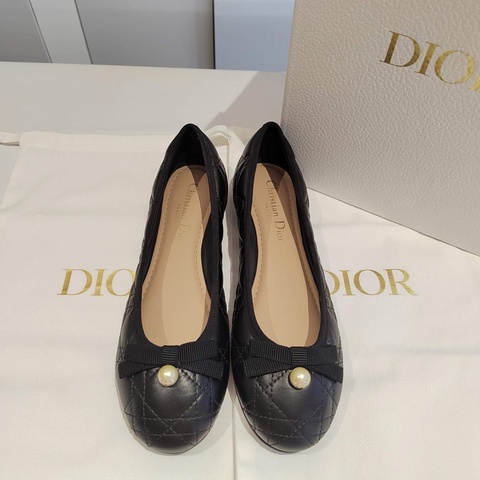 閒置新Dior迪奧芭蕾舞鞋新款珍珠蝴蝶結平底鞋，已貼底