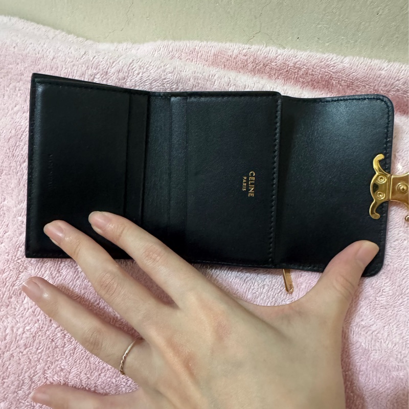 自售Celine 小牛皮黑色短夾二合一（可分離）-4