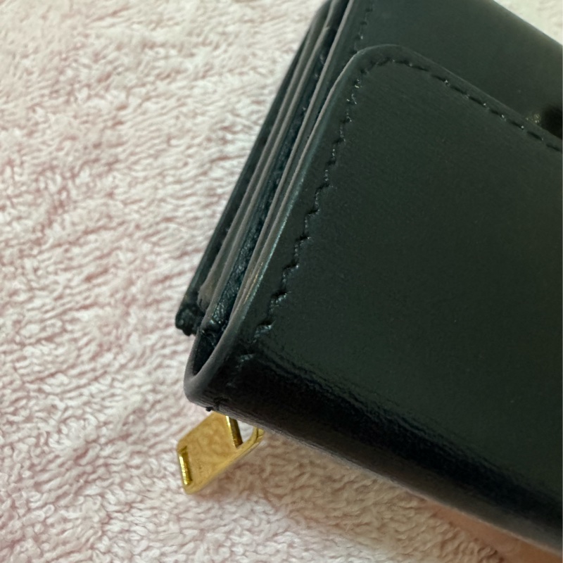 自售Celine 小牛皮黑色短夾二合一（可分離）-17
