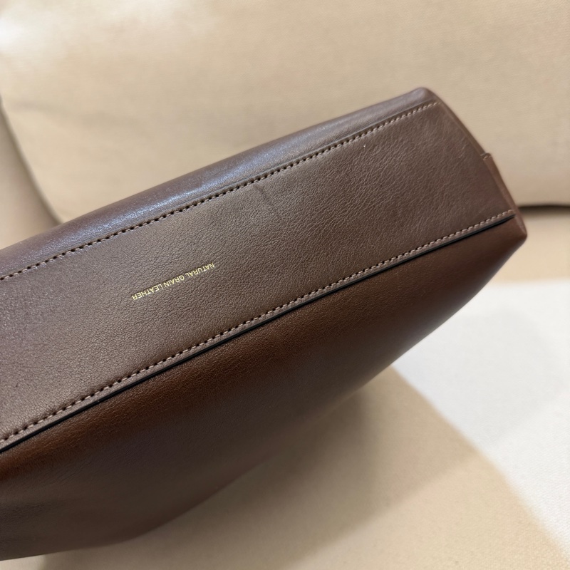 BROOKLYN 28 COACH 布魯克林 28-10