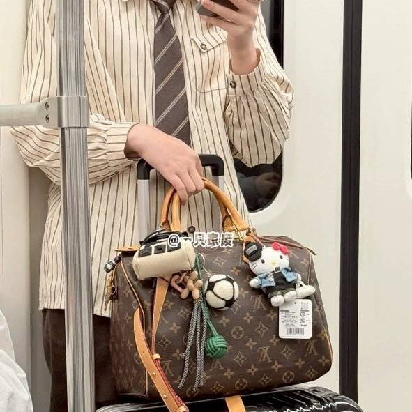 Louis Vuitton LV原花 Speedy30 明星人手一顆 /母親節活動 贈精美可調式斜背帶-71