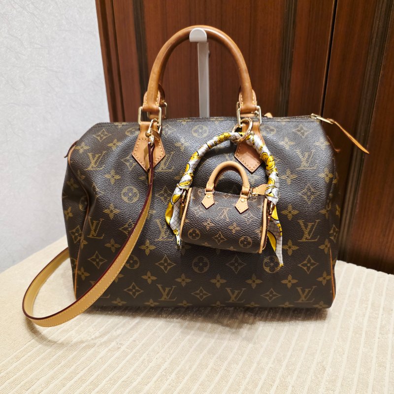 Louis Vuitton LV原花 Speedy30 明星人手一顆 /母親節活動 贈精美可調式斜背帶-72