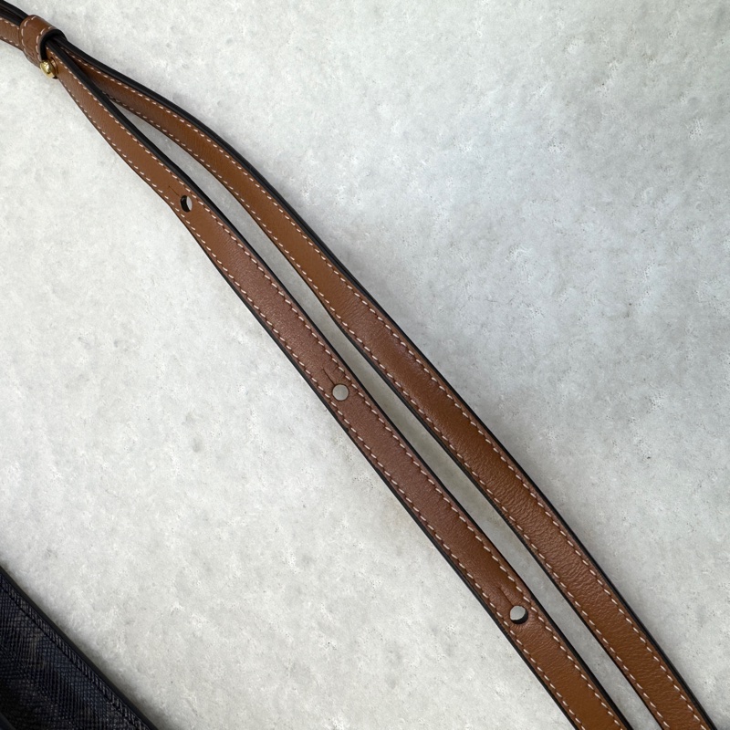 Celine賽琳老花棕牛皮Triomphe WOC雙層信封包💼 斜背包 10D852FBY04LU-26