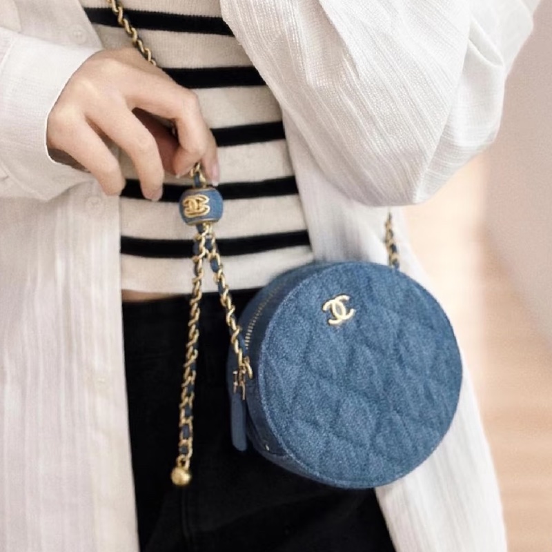 🌷配件齊全！Chanel 香奈兒 金球圓餅包 牛仔藍金扣-7