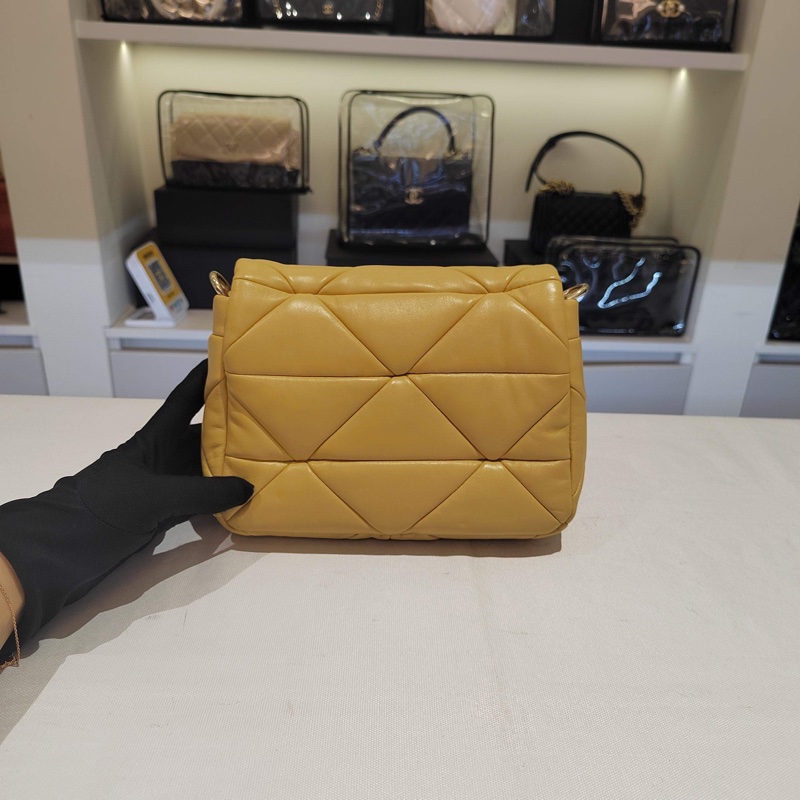 Prada/普拉達 system黃色羊皮菱格最新款三合一-1