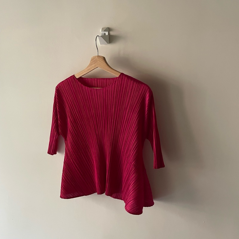 ▪️富貴選物FUGUEI▪️PP 三宅一生 榮耀系列 榮耀紅 七分袖 上衣-3