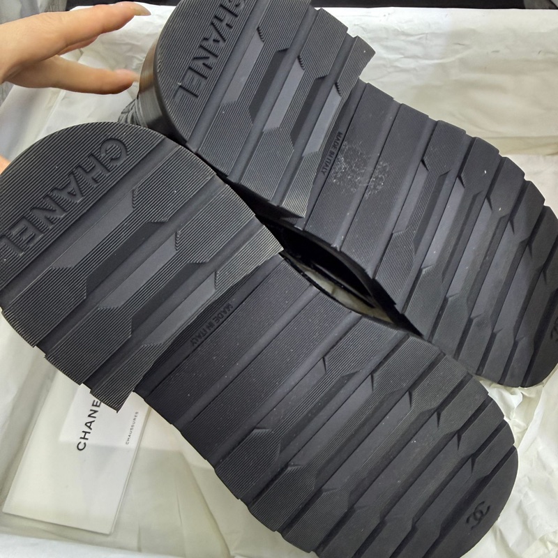 99新香奈兒經典款短靴Chanel boot  尺寸 38碼-3