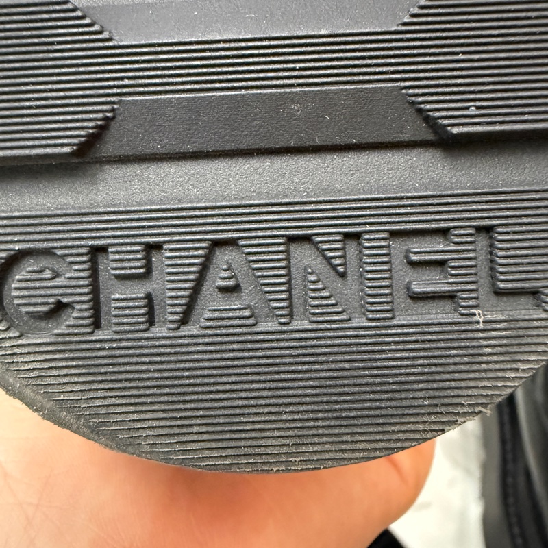 99新香奈兒經典款短靴Chanel boot  尺寸 38碼-7