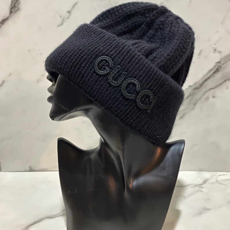 GUCCI 黑 GG LOGO 毛帽-1