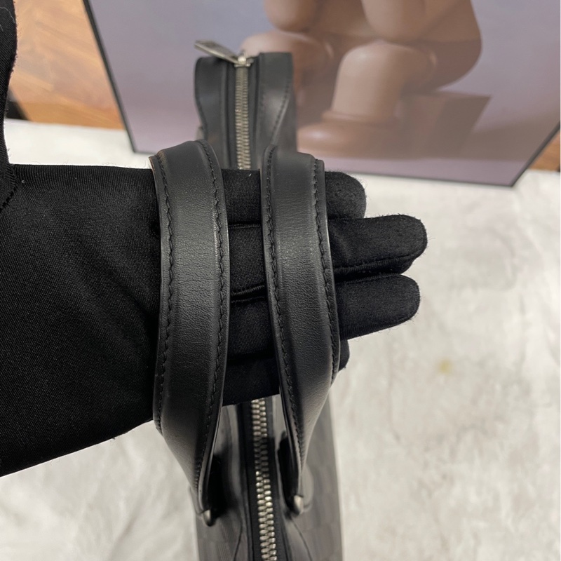 Louis Vuitton黑色棋盤格牛皮壓花公文包 有肩帶 可手提 可斜挎 尺寸36*28*6-5