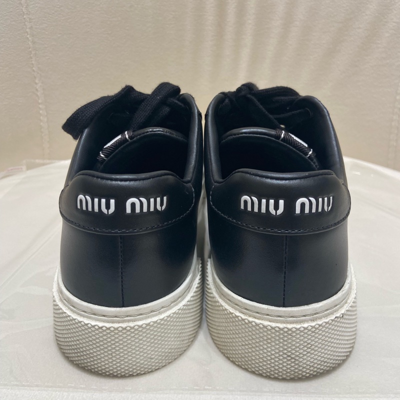 繆繆miumiu皮革運動鞋  尺碼：37碼  🈚附件-3