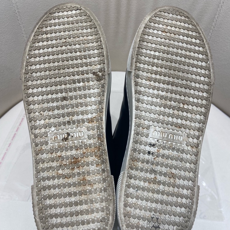 繆繆miumiu皮革運動鞋  尺碼：37碼  🈚附件-9