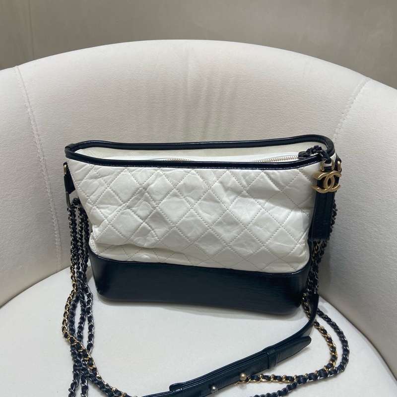 Chanel香奈兒黑白流浪包 尺寸：27*8*21cm 鐳射25開 附件：保卡、塵袋-3
